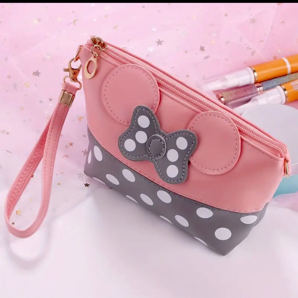{NEW} Pink Mouse Ear Make Up Travel Bag